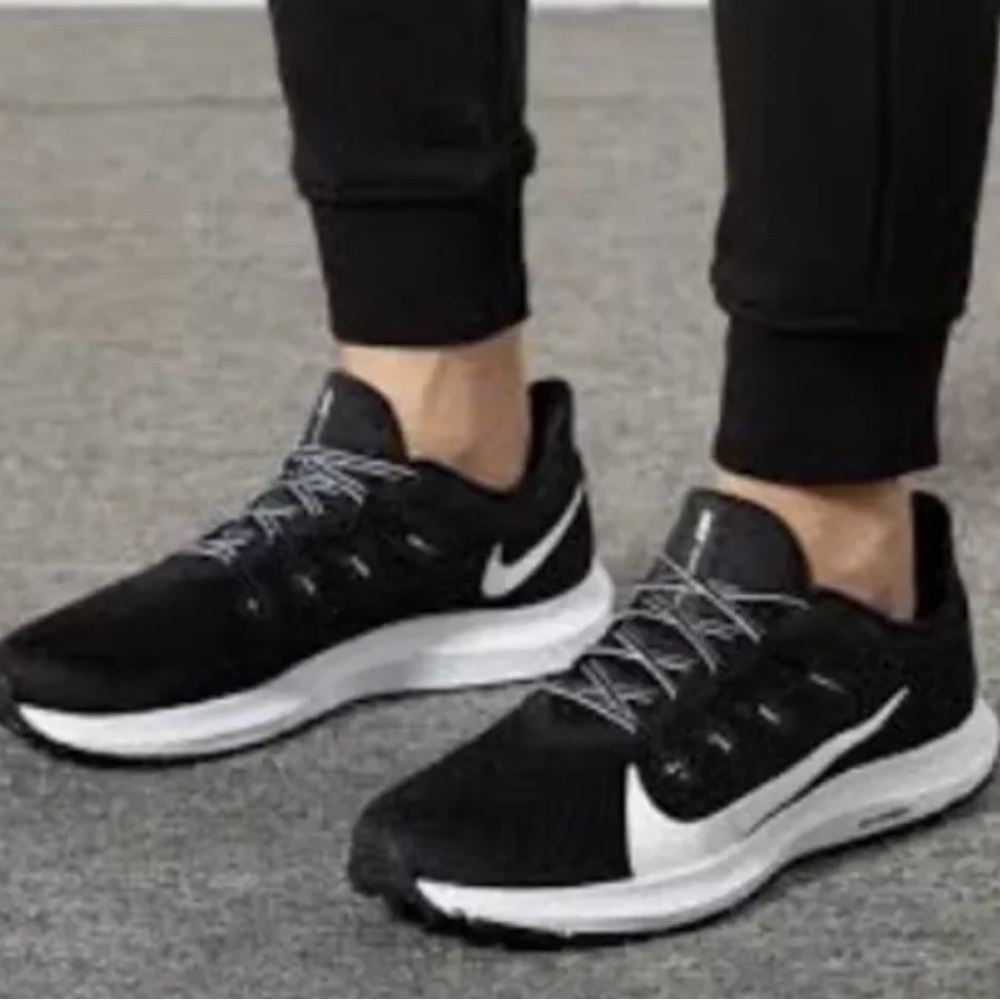 Women’s Nike Quest running shoes